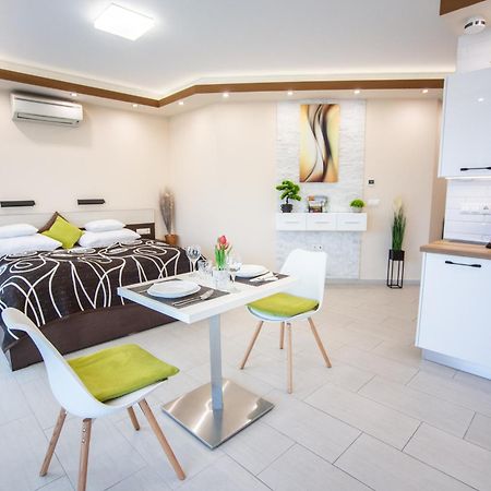 Nemeth Apartmanok Sárvár Buitenkant foto