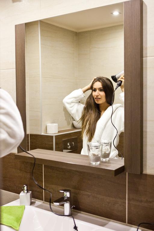 Nemeth Apartmanok Sárvár Buitenkant foto