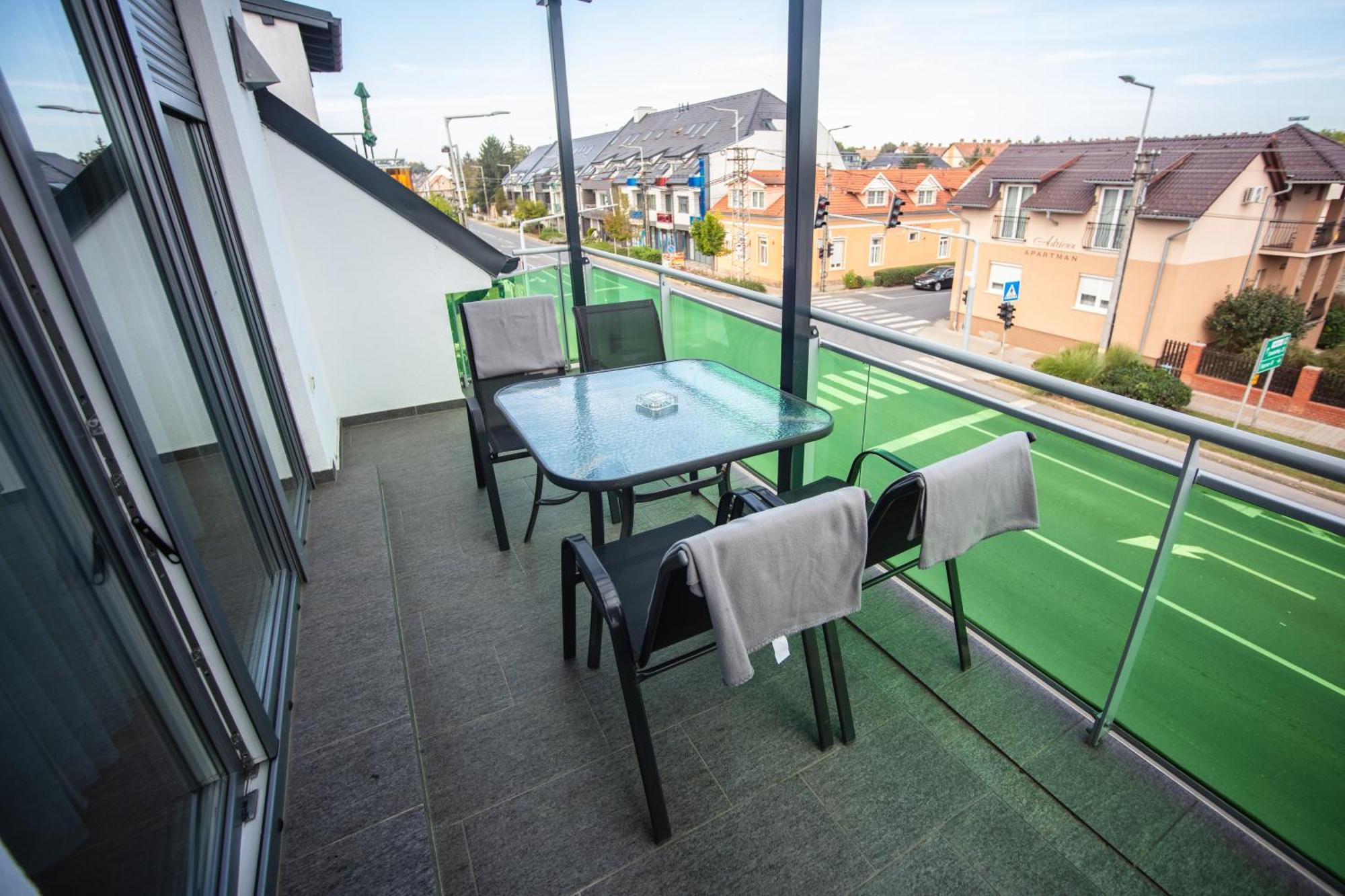 Nemeth Apartmanok Sárvár Buitenkant foto