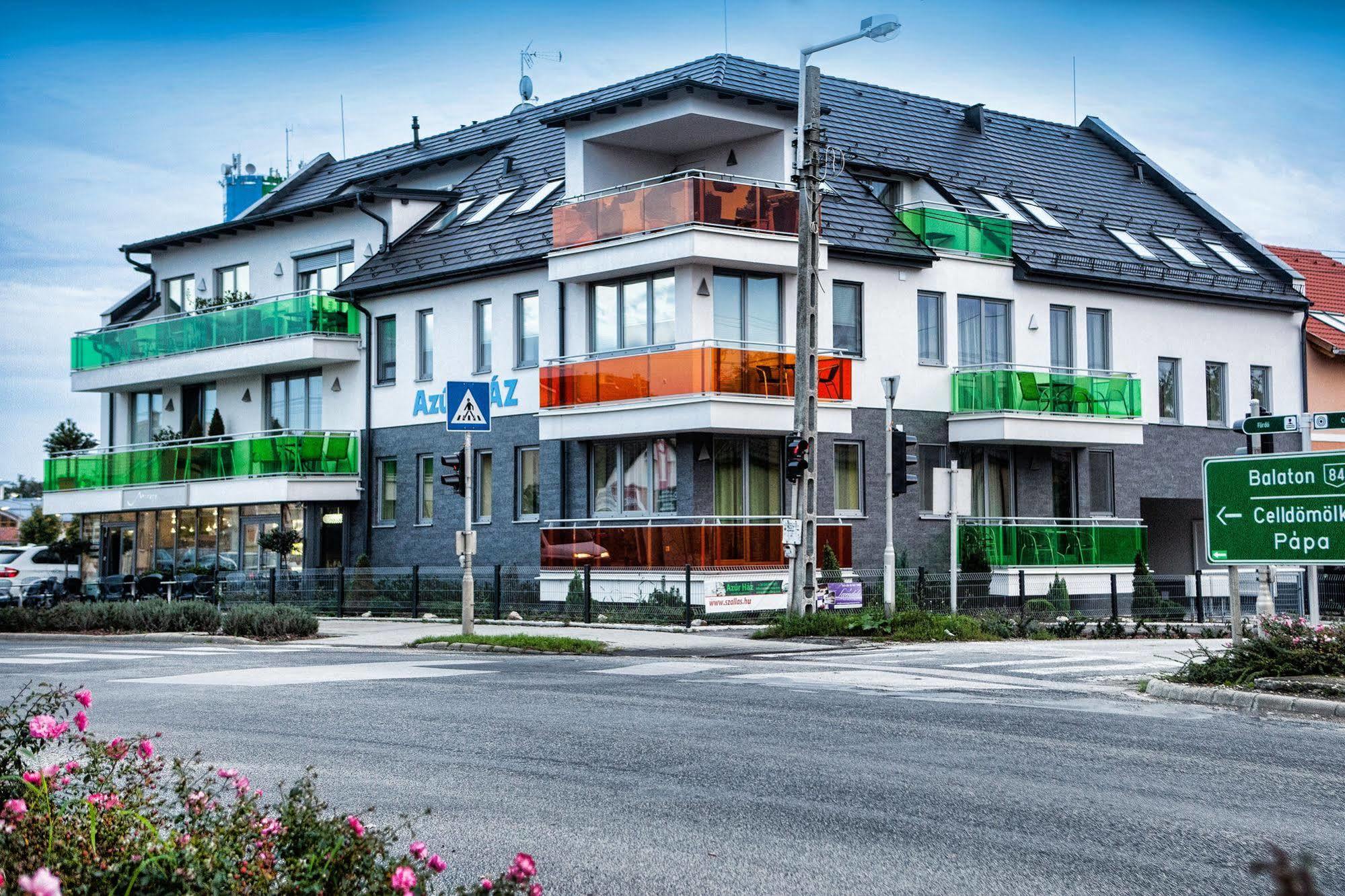 Nemeth Apartmanok Sárvár Buitenkant foto