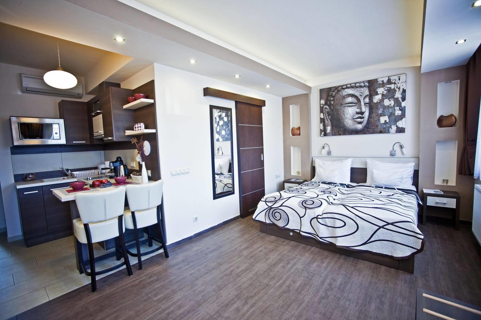 Nemeth Apartmanok Sárvár Buitenkant foto