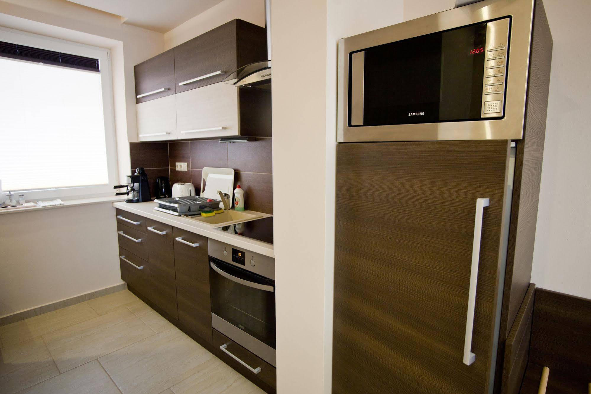 Nemeth Apartmanok Sárvár Buitenkant foto